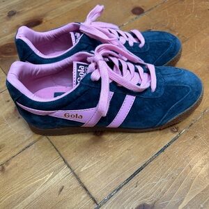 Gola Suede Harrier 1905 sneaker in Navy and Pink